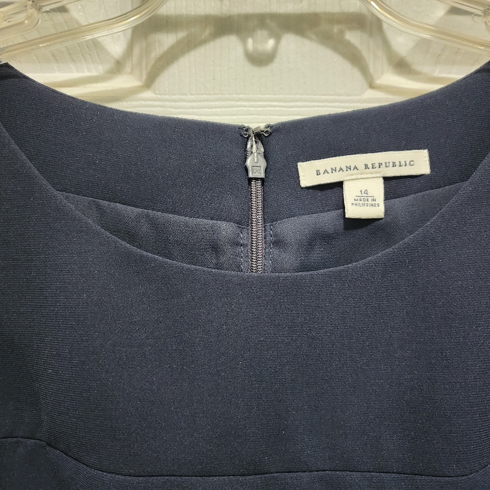 Banana Republic Navy Blue Sleeveless Dress - Size 14 - Picture 2 of 3